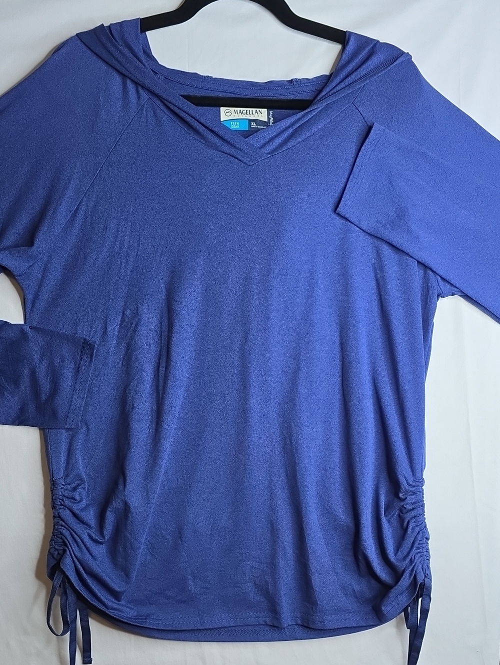 Magellan Outdoors Women's Blue Hooded V-Neck Ruched Hem Top